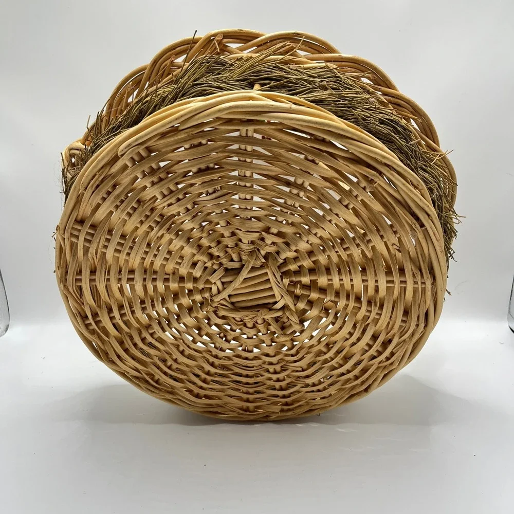 Vintage Christmas Wicker Basket Ceramic Holly Berry Handle  Round